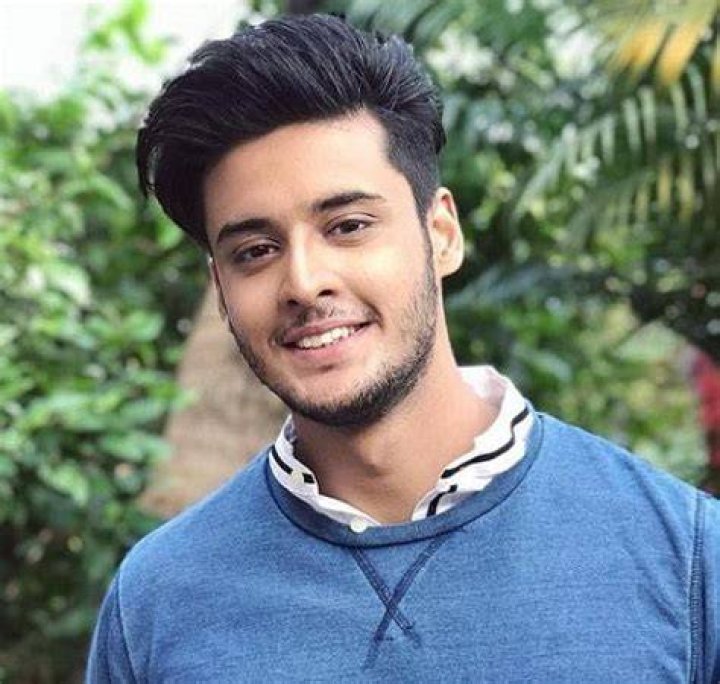 Shagun Pandey Wife, Age, Height, Family, Height & More