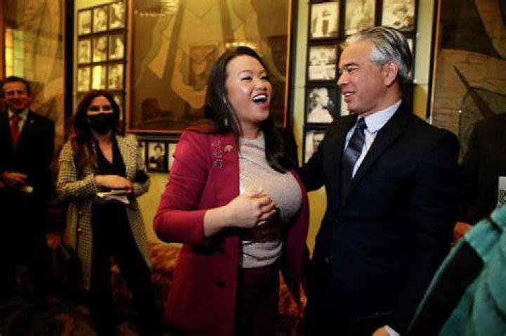 Sheng Thao sworn in as Oakland’s new mayor KALW