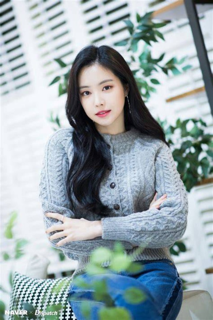 Son Naeun (손나은) Picture Gallery HanCinema The Korean Movie and