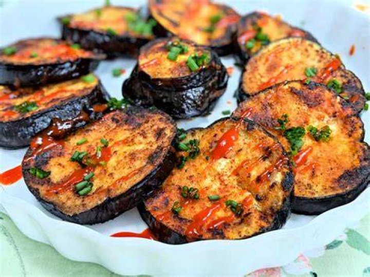 spicy fried aubergines Recipe Side dishes easy, Vegetable recipes
