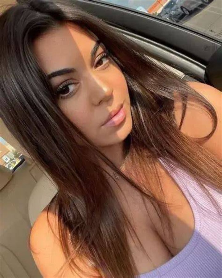 Steph Pappas [Youtuber] Wiki, Net Worth, Mother, Nationality & More
