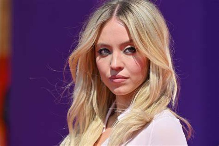 Sydney Sweeney &ldquo;always wanted to follow&rdquo; This 120,000,000 Worth Oscar