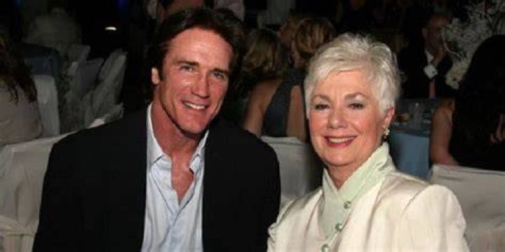 Taryn Van Dyke: Who is Barry Van Dykes Wife and What is Her Story?