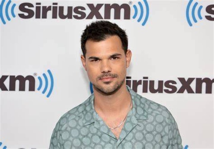 taylor lautner now 2020 GriegAurelia