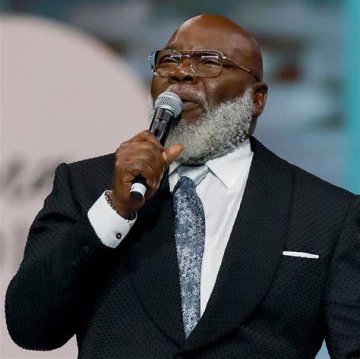 TD Jakes' Eldest Daughter Cora Announces She's Divorcing Husband