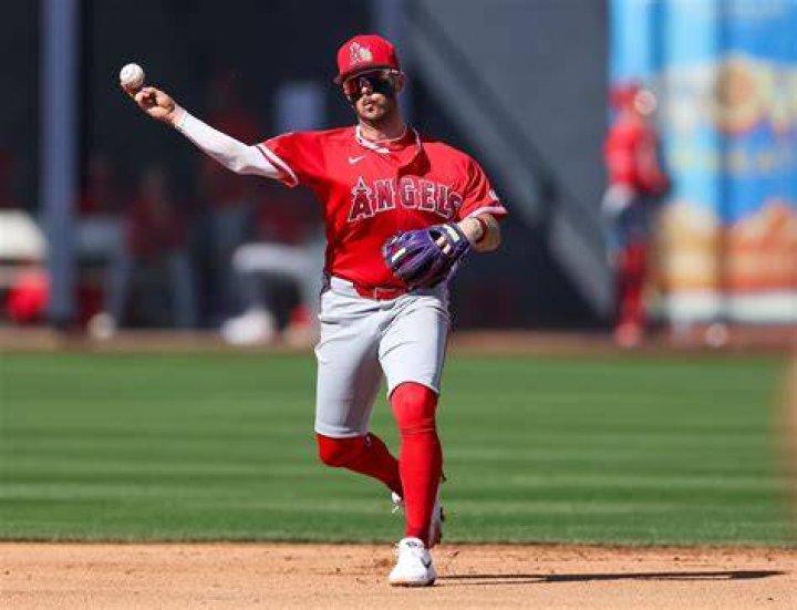 The LA Angels Should Deal Kole Calhoun
