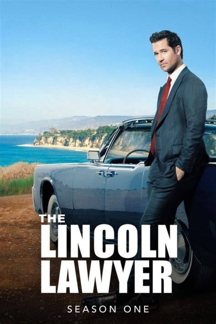 The Lincoln Lawyer Season 1 Review Netflix Crime Heaven of Horror