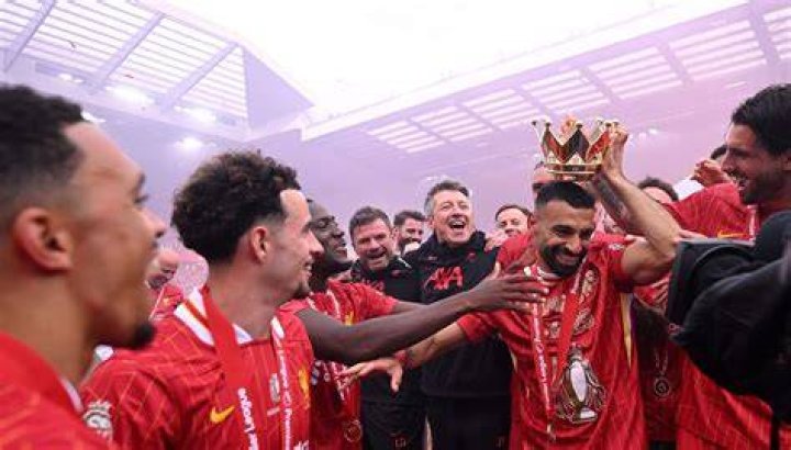 Trent AlexanderArnold crowned Premier League Young Player of the Year