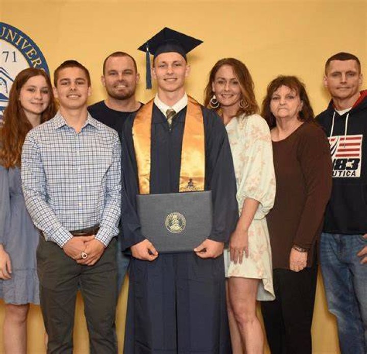 Tyson Bagent Mom Casey Bagent Family Life And Siblings