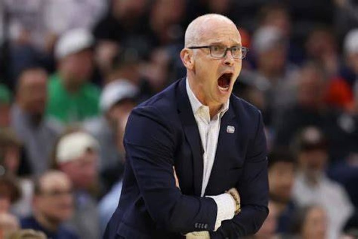 UConn coach Dan Hurley adding to lofty family legacy