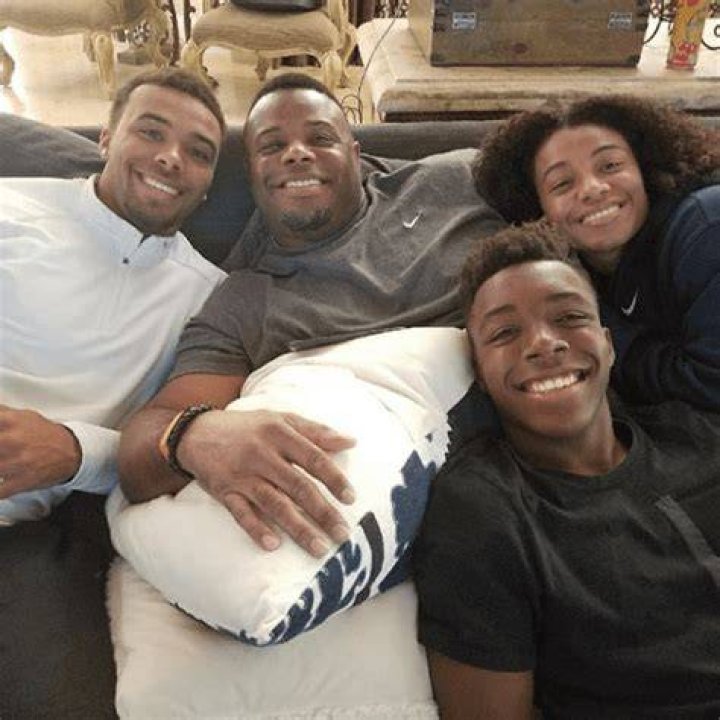Unveiling Ken Griffey Jr.'s Fortune, Family, And Legacy