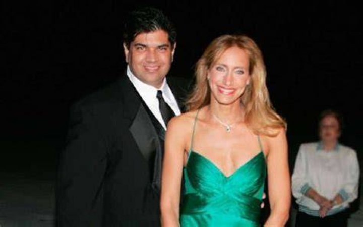 Unveiling The Mystery Of Lorenzo Luaces’ Novia