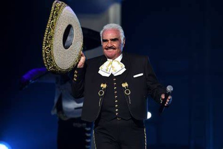Vicente Fernandez dead Grammywinning Mexican singer dies at 81
