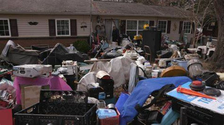 Watch Hoarders Season 14 Episode 2 A&E