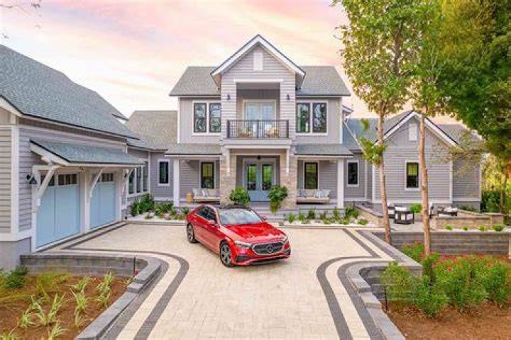 What Is HGTV's Home Town About? POPSUGAR Home