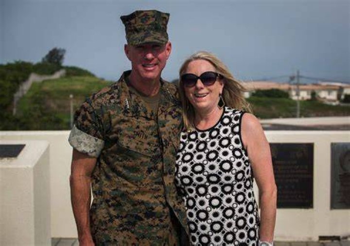 Who Is Eric Smith Wife Or Fiancee Engaged To? Parents