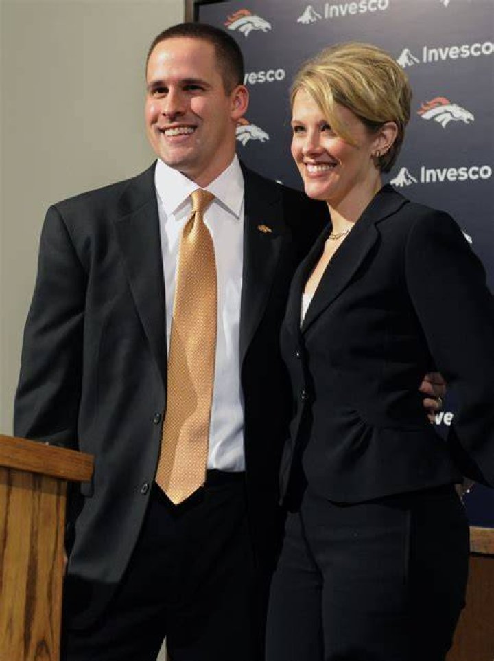 Who is Josh McDaniels wife Laura? Raiders coach reportedly turned down