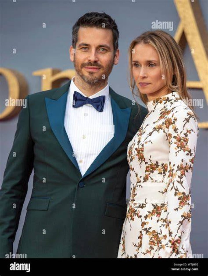 Who is Lauren Chandiram Robert James Collier's Wife