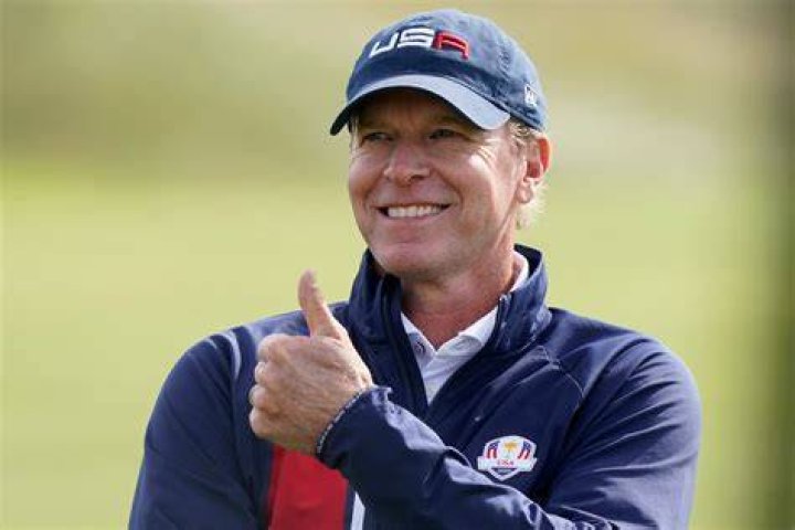 Who is Steve Stricker's wife? All you need to know about the PGA Tour