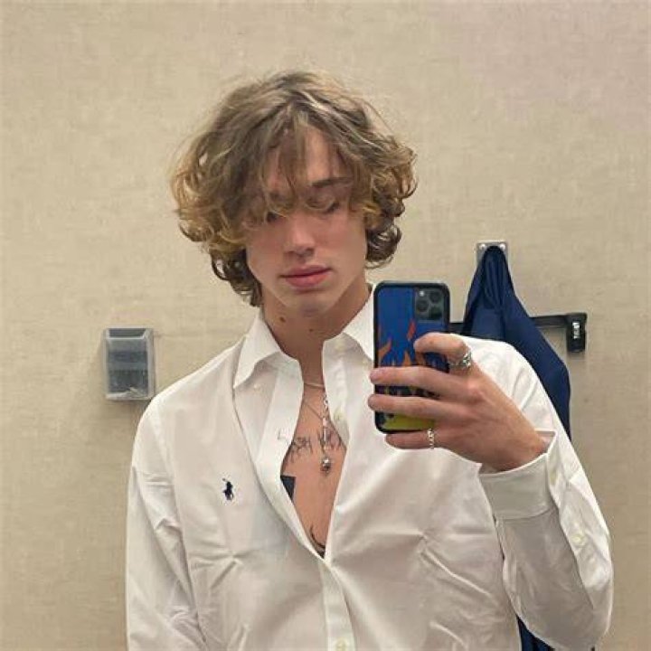 Who Is Vinnie On Tiktok? Know All About The Hype House Member! OtakuKart