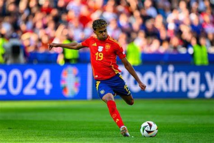 Why Spain star Lamine Yamal proudly displays Equatorial Guinea and