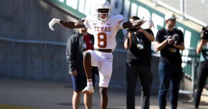 Xavier Worthy Named to Shaun Alexander Award Watch List Sports