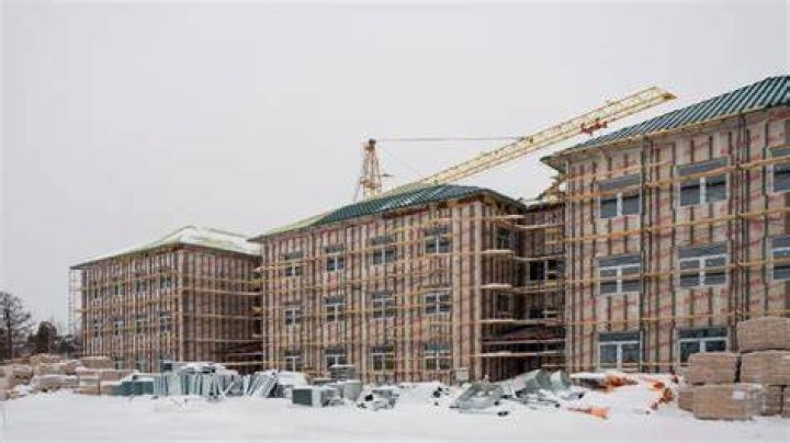 Yamal continues building schools, kindergartens and apartment houses
