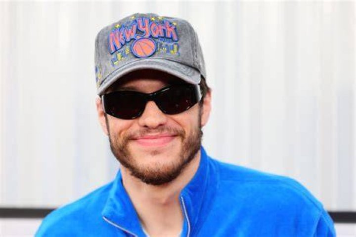 Zach Elliot and Delta Airlines Pete Davidson's SNL Skit Explained