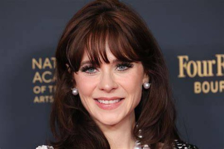 Zooey Deschanel & 'Property Brothers' Jonathan Scott Relationship Timeline