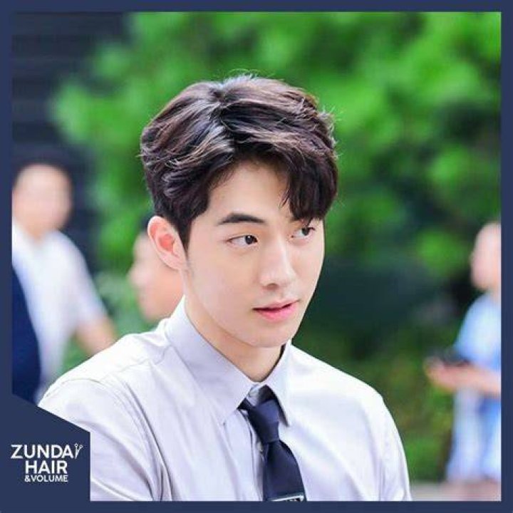 นี่หรือทรงผมพระเอก ถ้าไมาใช่เกาหลีทำไม่ได้น่ะเนี่ย Pantip
